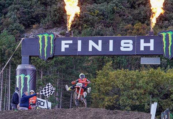 MXGP: Antonio Cairoli vince il GP di Pietramurata