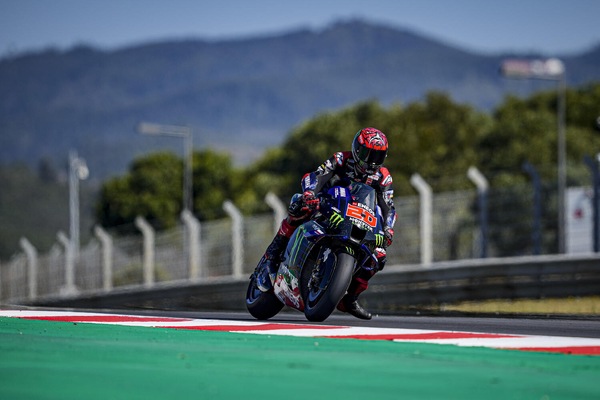 MotoGP Algarve, FP2: Quartararo resta in vetta, Bagnaia in scia