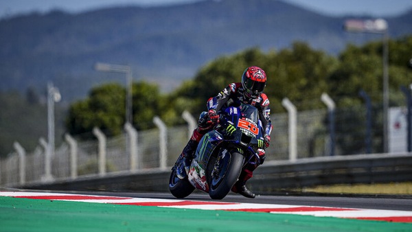 MotoGP Algarve, FP2: Quartararo resta in vetta, Bagnaia in scia