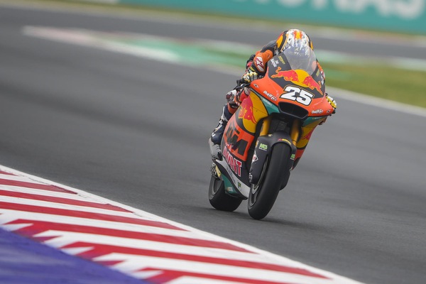 Moto2, GP Algarve: Fernandez al top nelle FP2, Gardner a terra nel finale