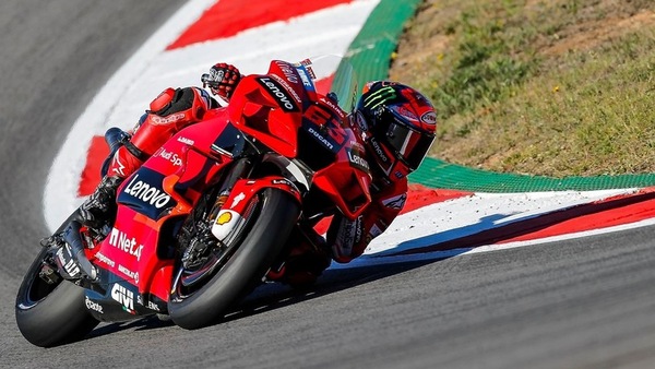 MotoGP Algarve, Live: Bagnaia domina la gara, fermata dalla bandiera rossa