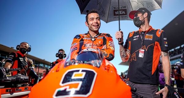 Petrux: “Rossi comprò il motorhome da mio padre, poi duellammo per le vittorie”