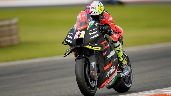 MotoGP Valencia: Aleix Espargarò svetta in FP3, Pol in ospedale dopo una caduta
