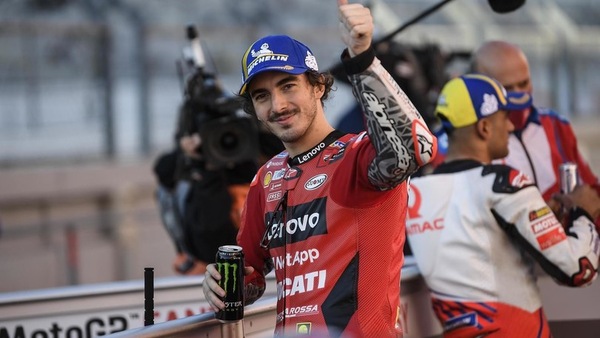 MotoGP Valencia, Bagnaia: “Bello aiutare Vale, ma ho rischiato il tamponamento”