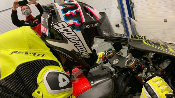 SBK: le prime immagini di Alvaro Bautista in sella alla Ducati