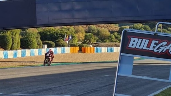 SSP, Bulega muove i primi passi con la Ducati V2