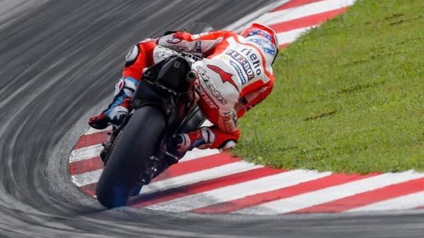 MotoGP, Stoner: “I miei traversi? La voglia di vincere era più forte della paura”