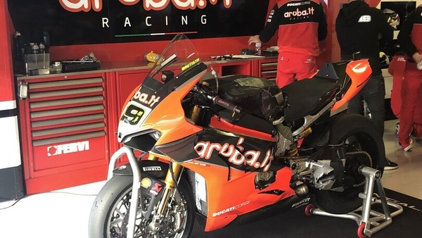 Test Portimao, novità per Ducati: cambiano serbatoio e forcellone sulla Panigale V4R