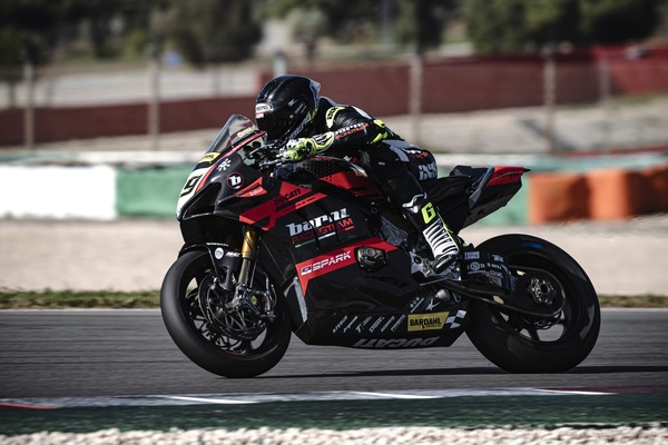 Test SBK Portimao, Bernardi: “Devo imparare ad usare l’elettronica della Panigale”