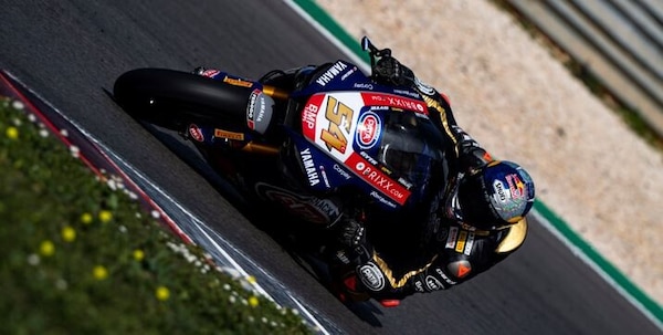Test SBK: Razgatlioglu risponde a Rea, ritoccando il record di Portimao