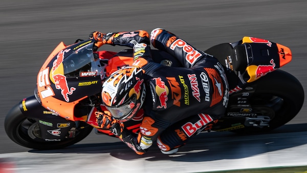 Test Portimao Moto2: Pedro Acosta non si ferma più e comanda il Day 3