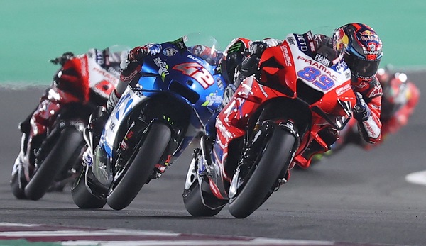 MotoGP, riparte il Motomondiale: ecco gli orari di Sky e TV8 del weekend