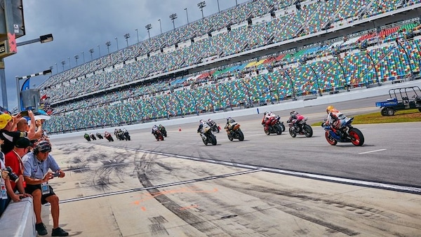 Il brivido del banking a 300 all'ora: gli ultimi 10 vincitori della Daytona 200