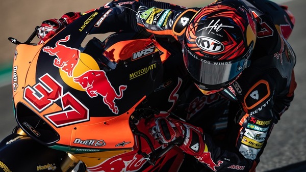 Moto2 GP Qatar, FP2: Fernandez si conferma davanti a tutti, ma Acosta lo tallona