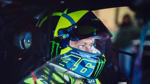 GT: Imola scalda i motori per il debutto di Valentino Rossi