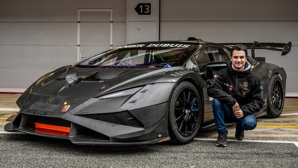 Non solo Valentino Rossi: anche Pedrosa accetta una sfida automobilistica