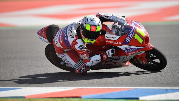 GP Argentina, Moto3: Sergio Garcia beffa Dennis Foggia all'ultimo giro