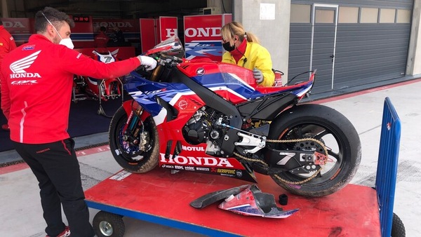 SBK, test Aragon: Lecuona a terra, Honda conta i danni