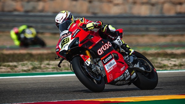 SBK: Bautista alza la voce nelle FP2, di Aragon, sorpresa Tamburini