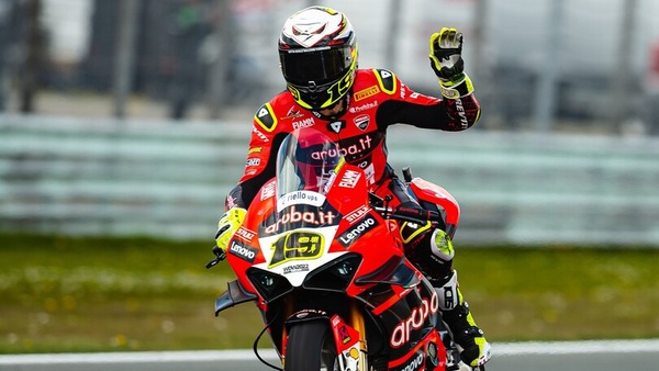 SBK, classifica piloti: Alvaro Bautista leader dopo il round di Assen