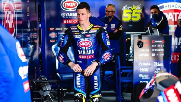 SBK Estoril, Locatelli: "La R1 è vecchia, serve una moto nuova"