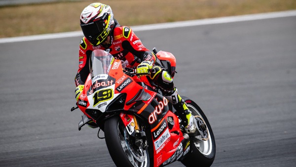 Classifica Piloti SBK: Bautista ancora leader dopo l'Estoril