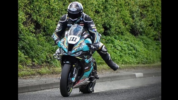 Clamoroso al Tourist Trophy: Dunlop ritira le gomme slick!