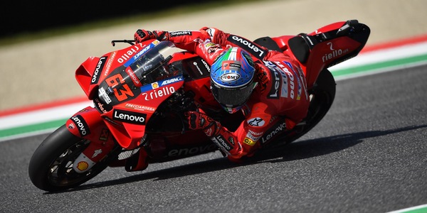GP Italia: Bagnaia show al Mugello, Aprilia sul podio