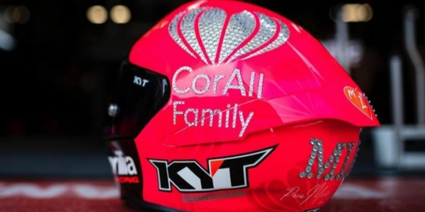 Aleix Espargaro in Catalunya con un casco speciale per la figlia Mia