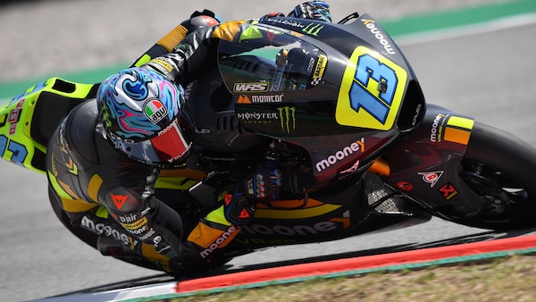 Moto2 Catalunya: strepitoso Celestino Vietti, vittoria all'ultimo respiro