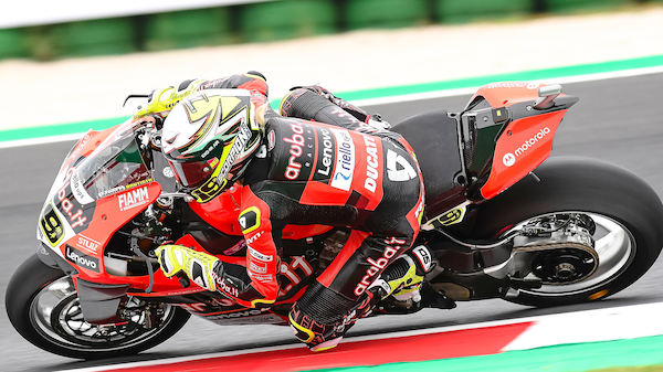 SBK Misano: Bautista piega Rea in Gara 1, out Razgatlioglu