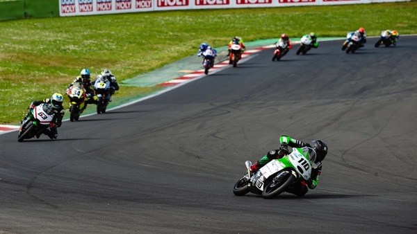 CIV Mugello: spettacolo assicurato in Moto3, con Carraro leader