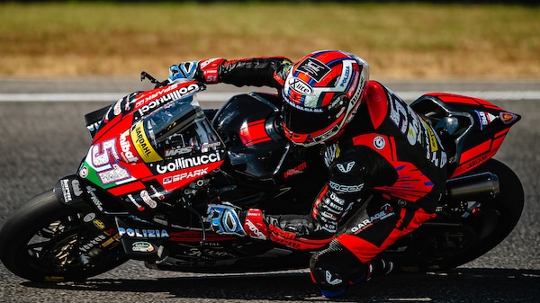 CIV: Michele Pirro vola in pole position tra le curve del Mugello