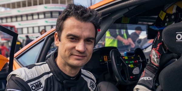 Pedrosa: “Una sfida contro Lorenzo e Rossi in auto? Sarebbe bello, ma…”