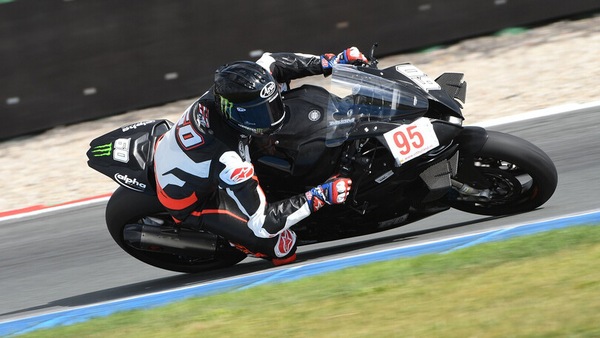 SBK, prove di ritorno per Van Der Mark: primi giri ad Assen