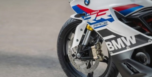 SBK, BMW raddoppia e prepara il debutto in SSP300 nel 2023