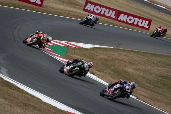 SBK: Razgatlioglu a Most per la riconferma, Bautista e Rea per riscattarsi
