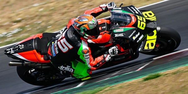 MotoGP, Loris Capirossi scende in pista a Misano con l'Aprilia RS-GP