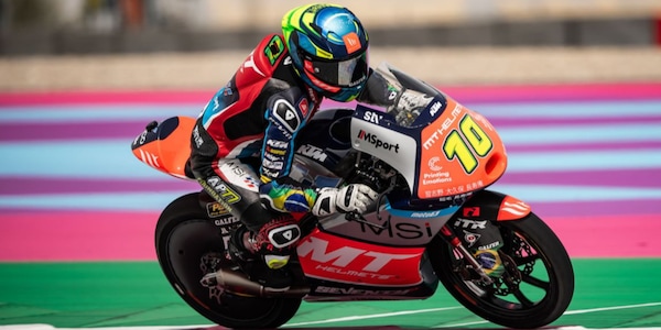 Moto3 Gran Bretagna: Diogo Moreira in pole per la prima volta in carriera