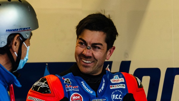 EWC: Gino Rea ha riaperto gli occhi e riesce a muovere gambe e braccia