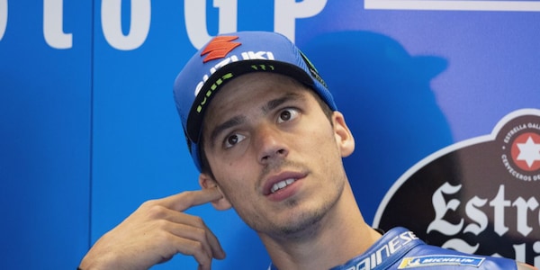 MotoGP Austria: frattura per Joan Mir dopo la caduta al primo giro