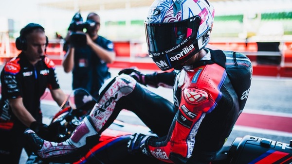 Test MotoGP, frattura al mignolo per Aleix Espargarò: “Ma girerei tra un'ora”