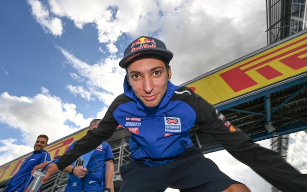 SBK Magny Cours, Razgatlioglu: "Gardner? La R1 potrebbe essere adatta a lui"
