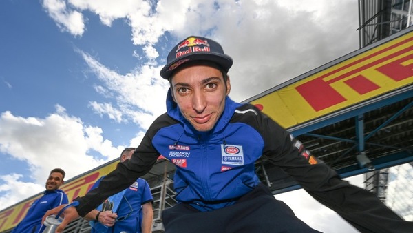 SBK Magny Cours, Razgatlioglu: "Gardner? La R1 potrebbe essere adatta a lui"