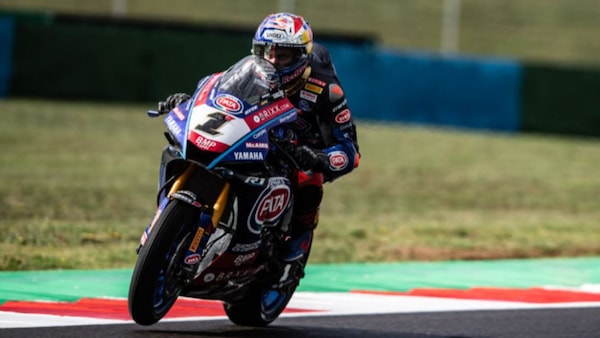 SBK Magny Cours: Razgatlioglu si impone su Bautista nella SP Race