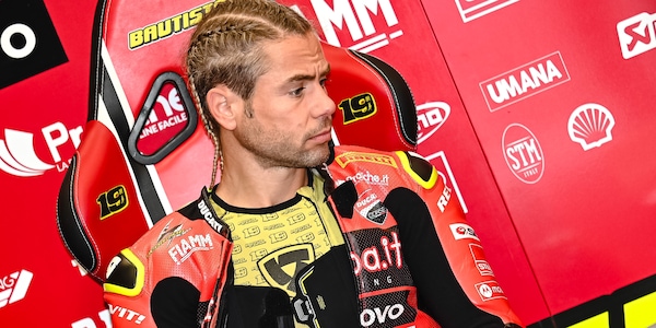 SBK Magny Cours, Bautista: “Rea meritava la bandiera nera”