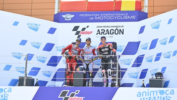 Classifica MotoGP: Quartararo cade ad Aragon, Bagnaia ora lo tallona in campionato