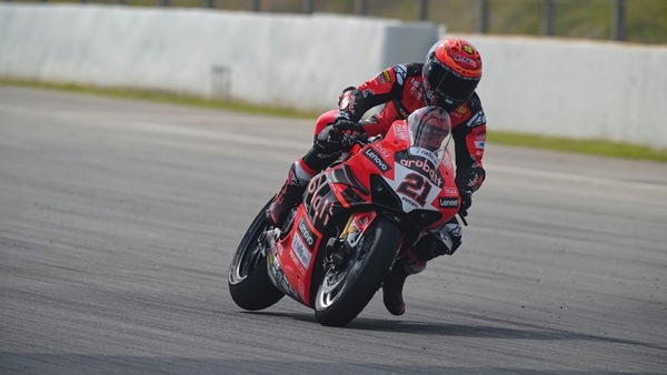 SBK Portimao, FP1: Rinaldi parte con il piede giusto, 5° Bautista
