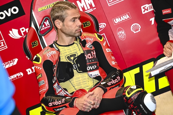 Bautista: "Rea e Toprak chiedessero più potenza alle loro Case, non parlare di me o Ducati"