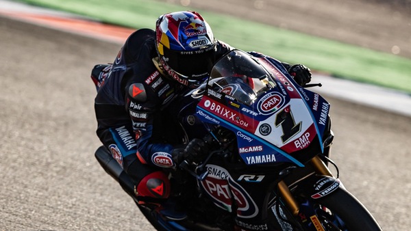 SBK Portimao: Razgatlioglu firma anche la Superpole Race davanti a Bautista